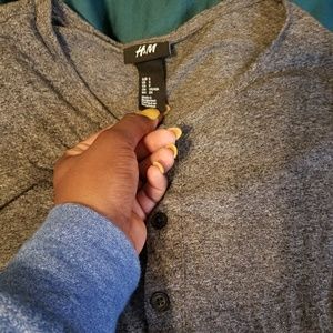 H&M Shirt 4 Men or Unisex